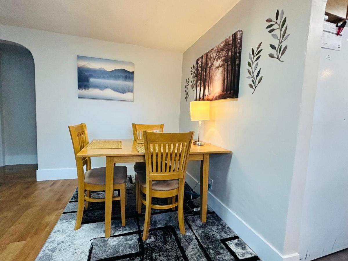 Little Blue Bungalow On Boise'S Bench, Pet Friendly, Fully Fenced Yard With Doggie Door! 2 Miles From Bsu, 5 Minutes From Downtown Boise, Desk And Workstation For Remote Workers, 2 Tv'S Large Walk-In Closet, Good For Mid-Term Stays Luaran gambar