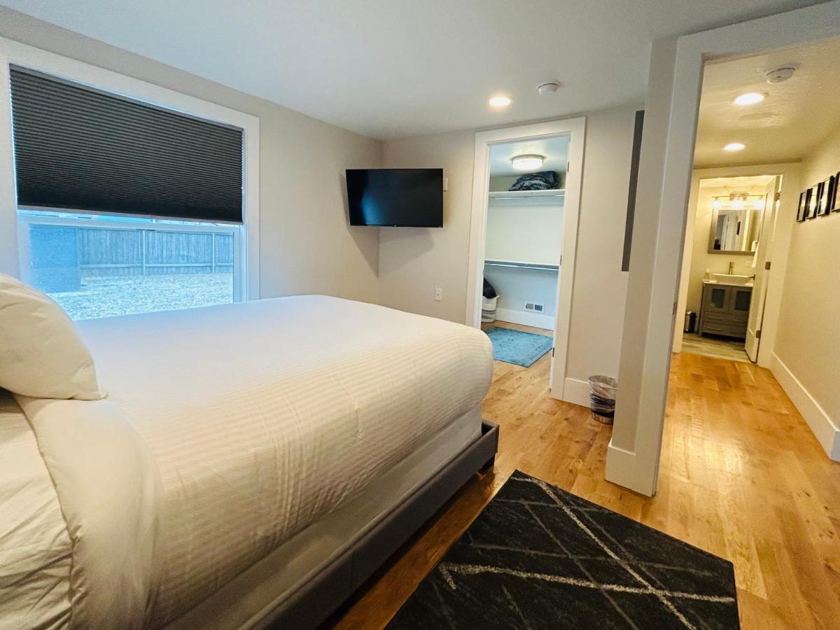 Little Blue Bungalow On Boise'S Bench, Pet Friendly, Fully Fenced Yard With Doggie Door! 2 Miles From Bsu, 5 Minutes From Downtown Boise, Desk And Workstation For Remote Workers, 2 Tv'S Large Walk-In Closet, Good For Mid-Term Stays Luaran gambar